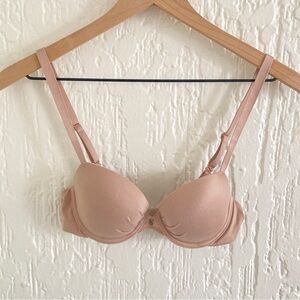 Victoria’s Secret Fabulous Lined Demi Nude Bra with Adjustable Straps Size 32A